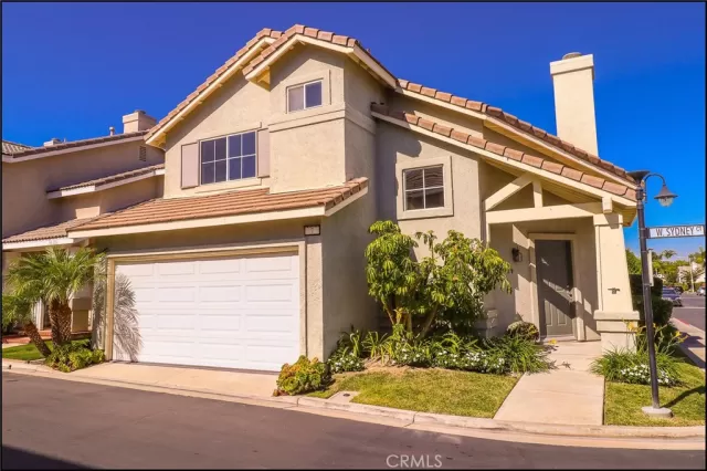 MLS: OC23157450 Condo For Sale