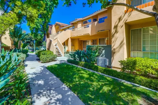 MLS: OC23157474 Condo For Sale