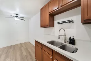 Photo #5: OC23157549 Listing 