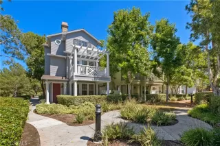 Photo #3: OC23157746 Listing 