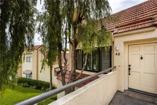 Photo #4: OC23157781 Listing