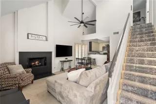 Photo #5: OC23157781 Listing