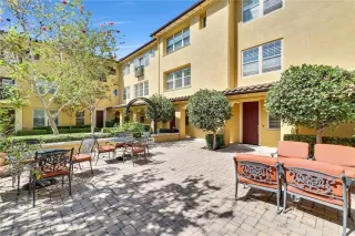 Photo #2: OC23158026 Listing 