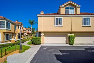 Photo #2: OC23158117 Listing 