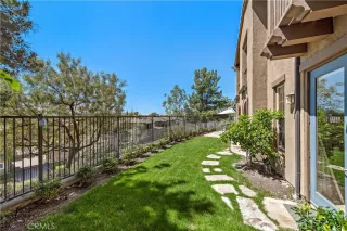 Photo #3: OC23158391 Listing