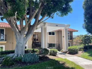 Photo #1: OC23158402 Listing