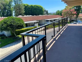 Photo #2: OC23158402 Listing