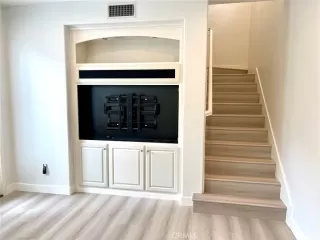 Photo #2: OC23158466 Listing 