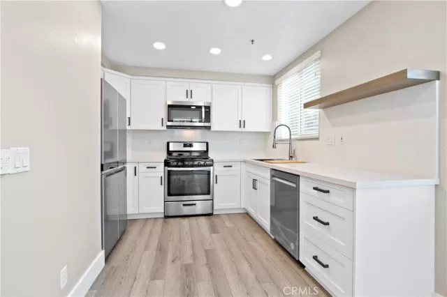 MLS: OC23158710 Condo For Sale