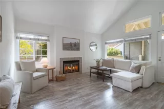 Photo #6: OC23158714 Listing