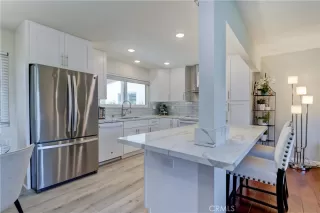 Photo #6: OC23159088 Listing