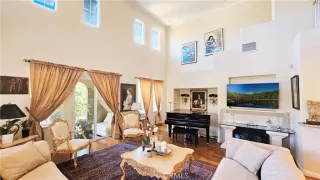 Photo #3: OC23159377 Listing 