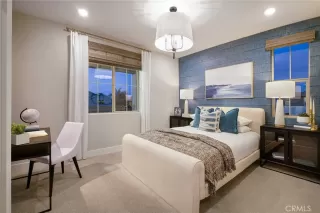 Photo #1: OC23159567 Listing