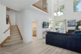 Photo #3: OC23159801 Listing