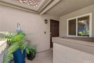 Photo #1: OC23159925 Listing