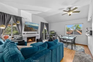 Photo #4: OC23159925 Listing