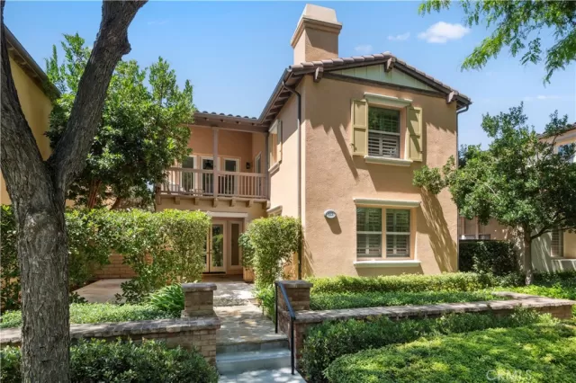 MLS: OC23160306 Condo For Sale