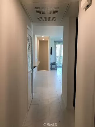 Photo #6: OC23160369 Listing