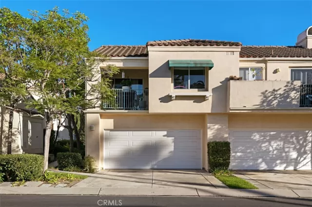 MLS: OC23160420 Condo For Sale