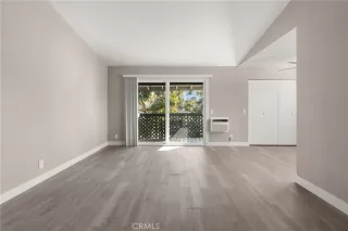 Photo #2: OC23160446 Listing