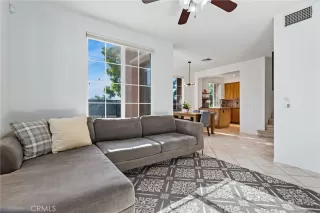 Photo #6: OC23160639 Listing