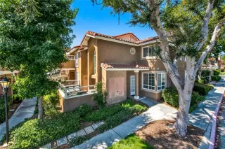 Photo #1: OC23160740 Listing 