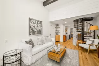 Photo #4: OC23160759 Listing 