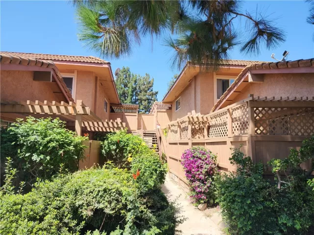 MLS: OC23160797 Condo For Sale