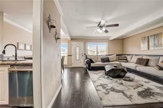 Photo #4: OC23160925 Listing 