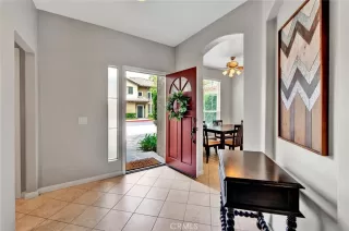 Photo #6: OC23161350 Listing 