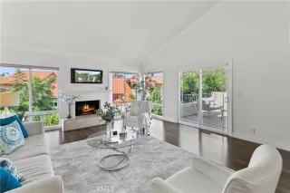 Photo #4: OC23161679 Listing