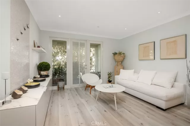 MLS: OC23161878 Condo For Sale