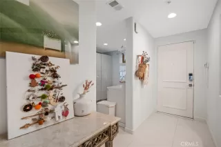 Photo #2: OC23161878 Listing