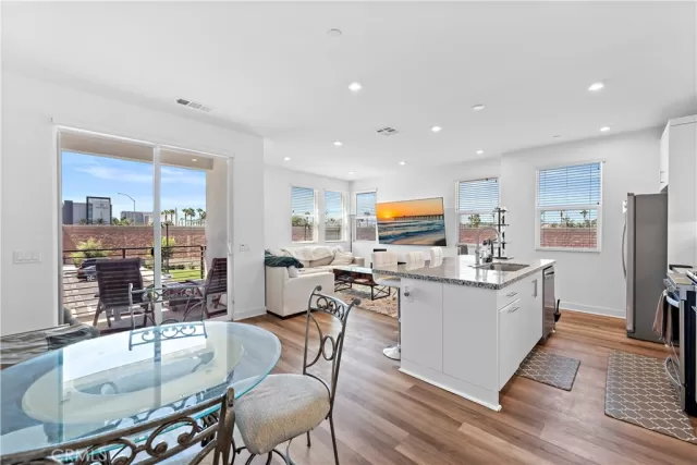 MLS: OC23162104 Condo For Sale