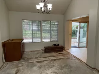 Photo #6: OC23162277 Listing 