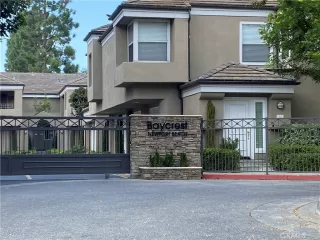 Photo #2: OC23162331 Listing 