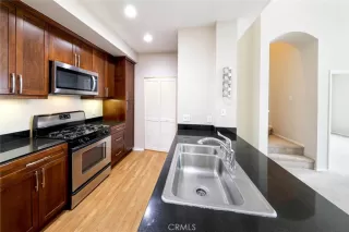 Photo #5: OC23162579 Listing 