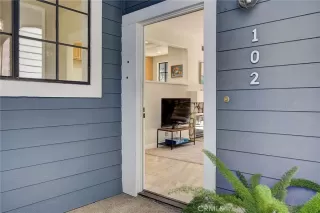 Photo #1: OC23162589 Listing 