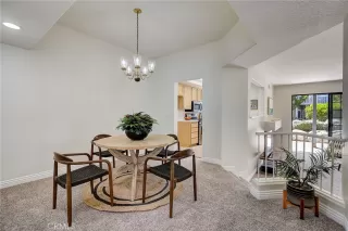 Photo #5: OC23162589 Listing 