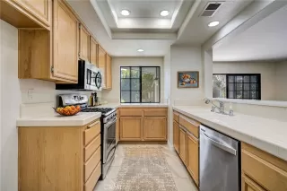 Photo #6: OC23162589 Listing 