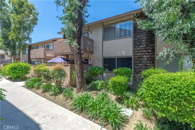 MLS: OC23162700 Condo For Sale