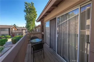 Photo #3: OC23162700 Listing 