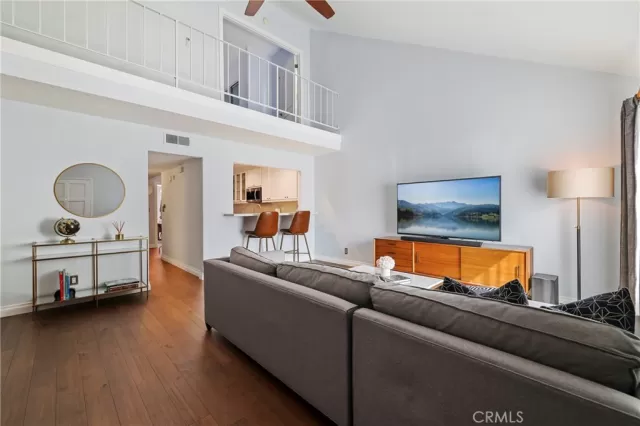 MLS: OC23163026 Condo For Sale