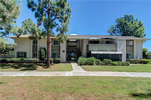 MLS: OC23163041 Condo For Sale