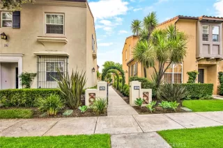 Photo #1: OC23163085 Listing 