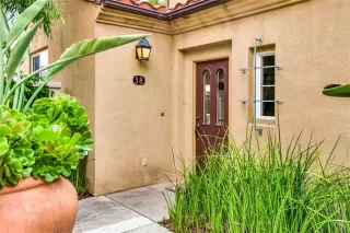 Photo #3: OC23163085 Listing 