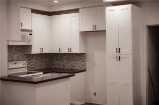 Photo #5: OC23163428 Listing 