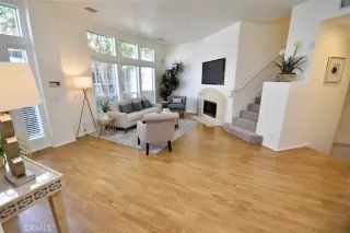 Photo #4: OC23163595 Listing 