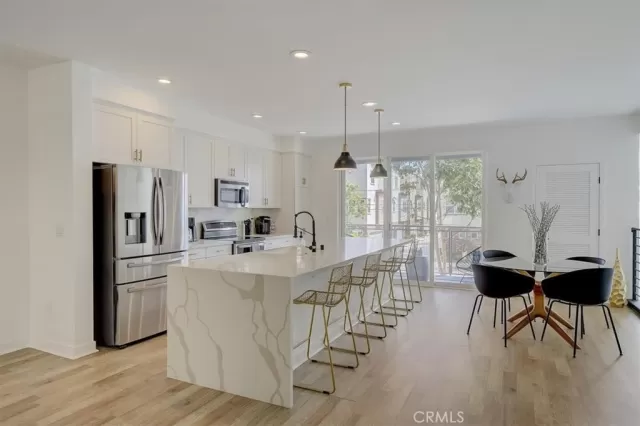 MLS: OC23163840 Condo For Sale