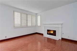 Photo #5: OC23163932 Listing